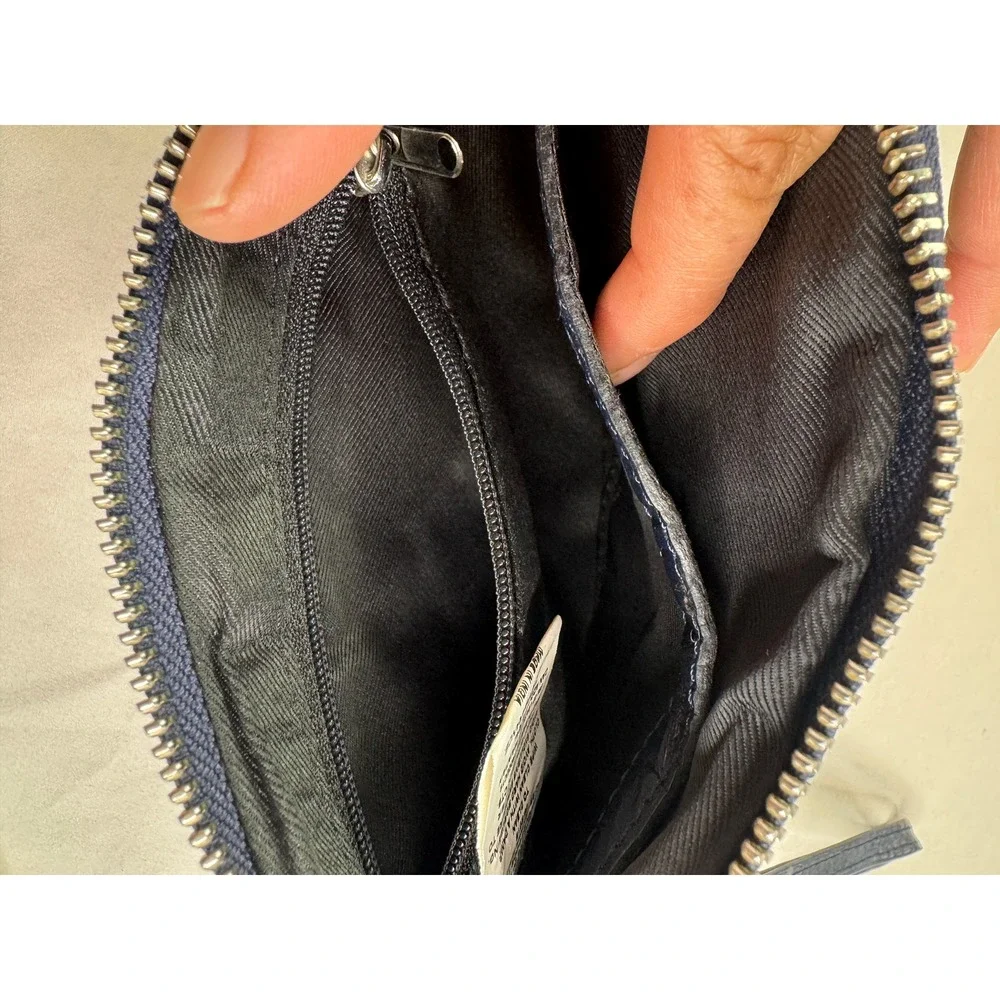 Serra navy blue